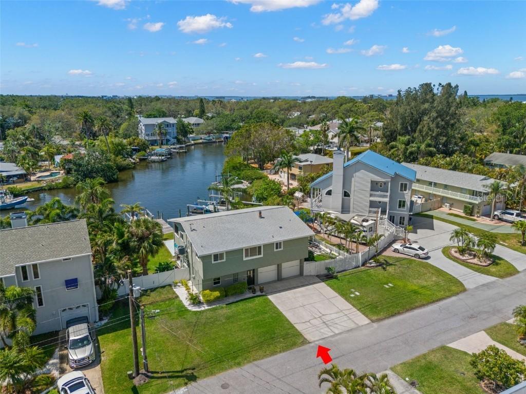 261 Kentucky Ave., Crystal Beach, FL 34681