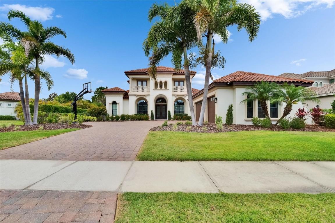 16406 Chapman Crossing Dr., Lithia, FL 33547