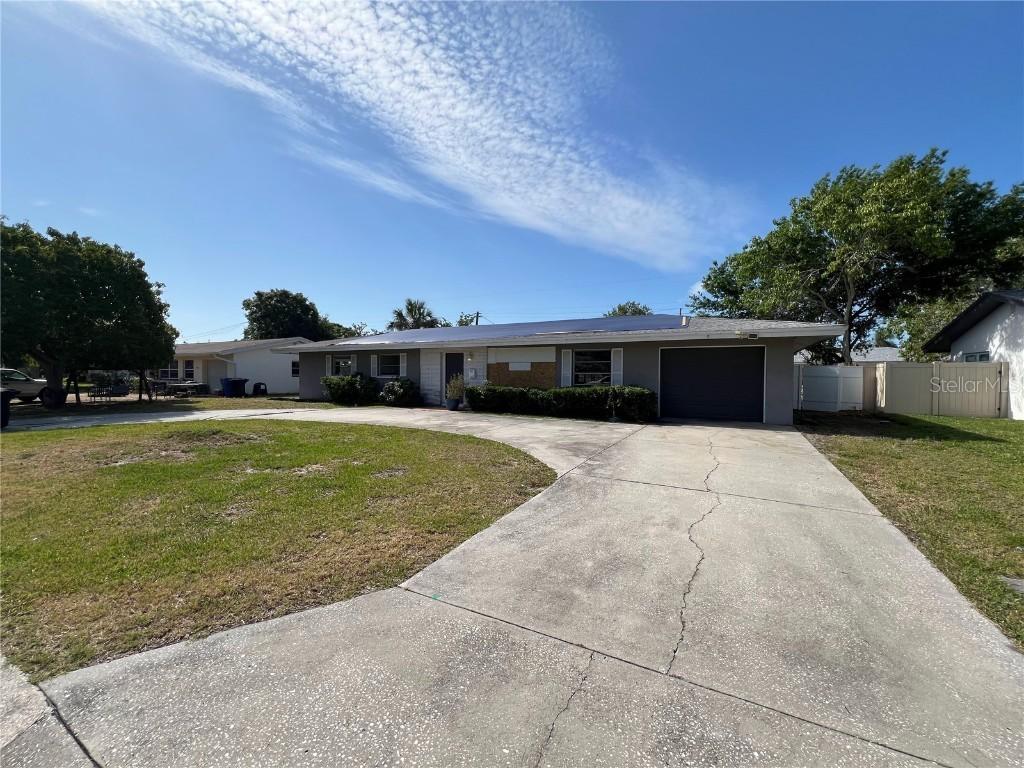 378 79th Ave., St Petersburg, FL 33702
