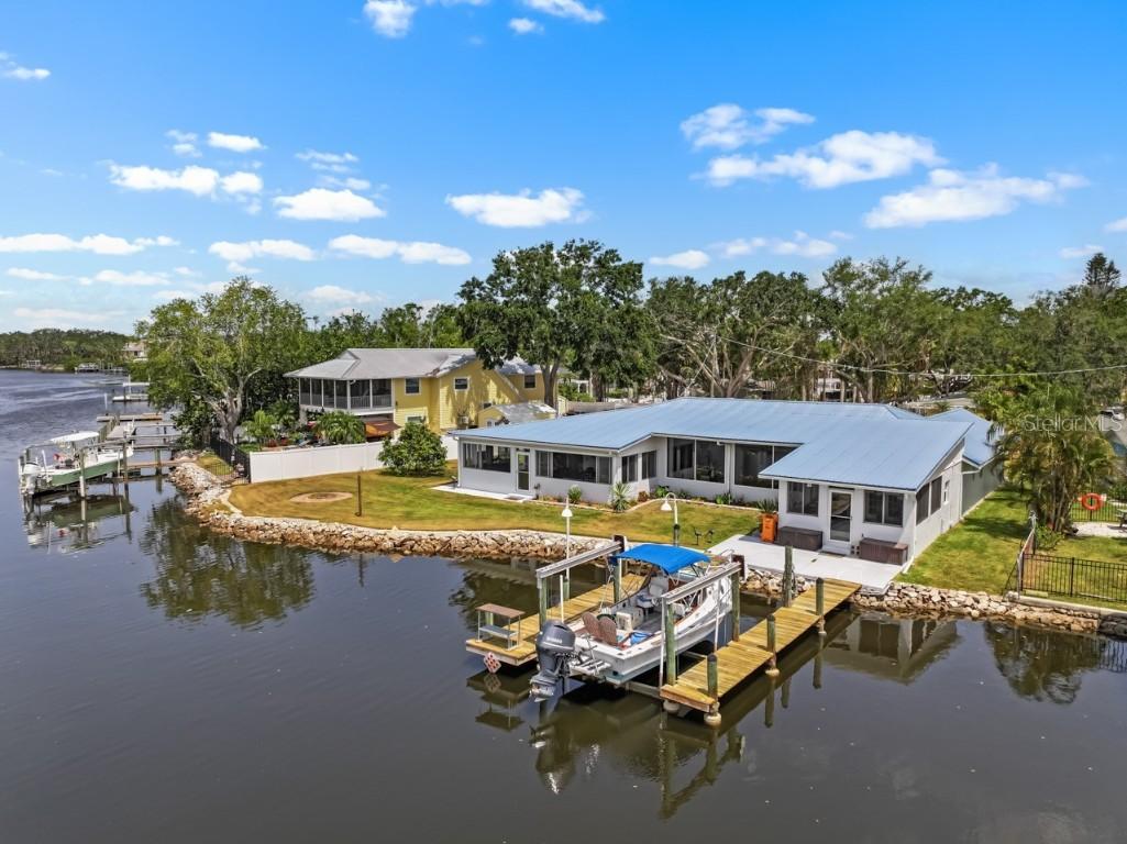 100 18th St., Ruskin, FL 33570