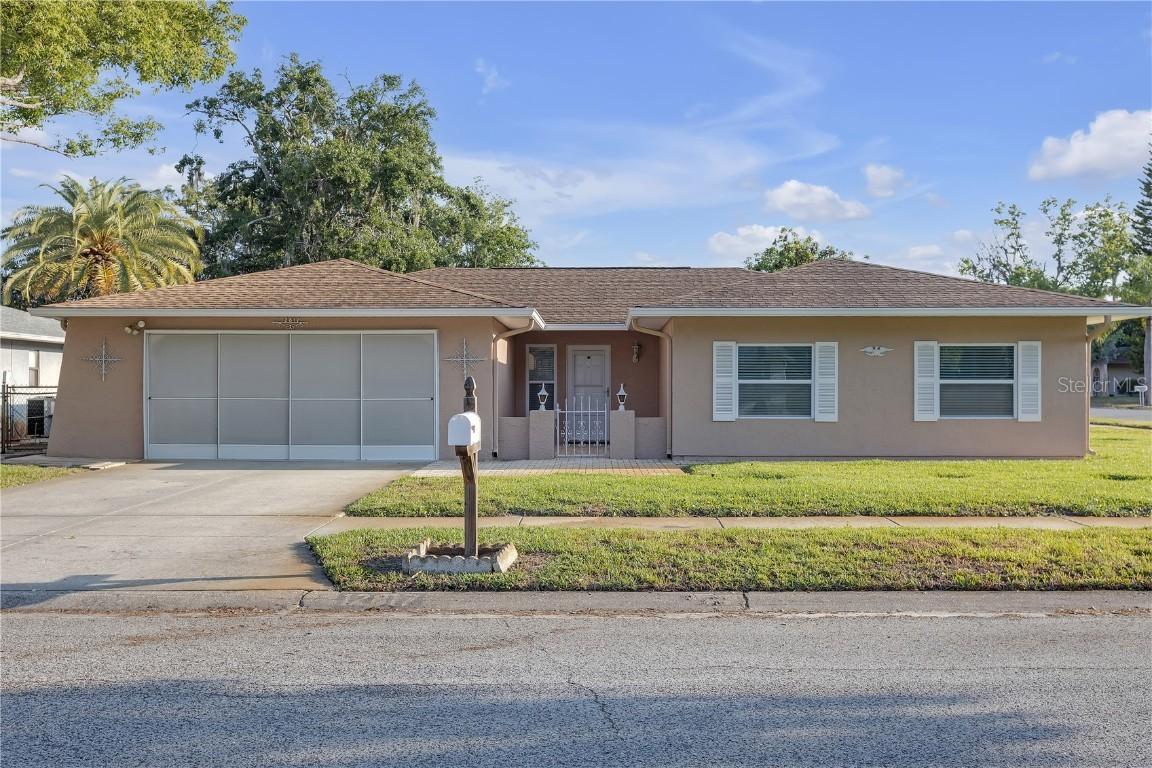 12817 Lake Tree Ln., Hudson, FL 34669