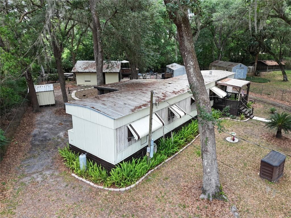 3816 Cr 405c, Lake Panasoffkee, FL 33538
