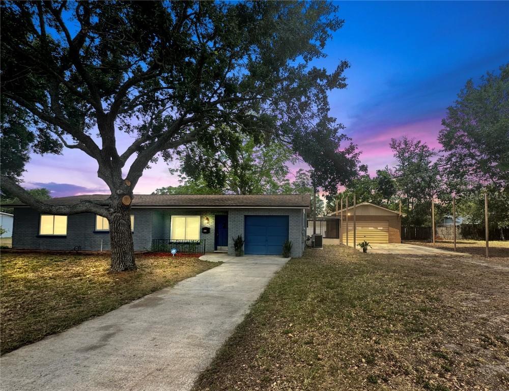 306 Oak Ave., Brandon, FL 33510