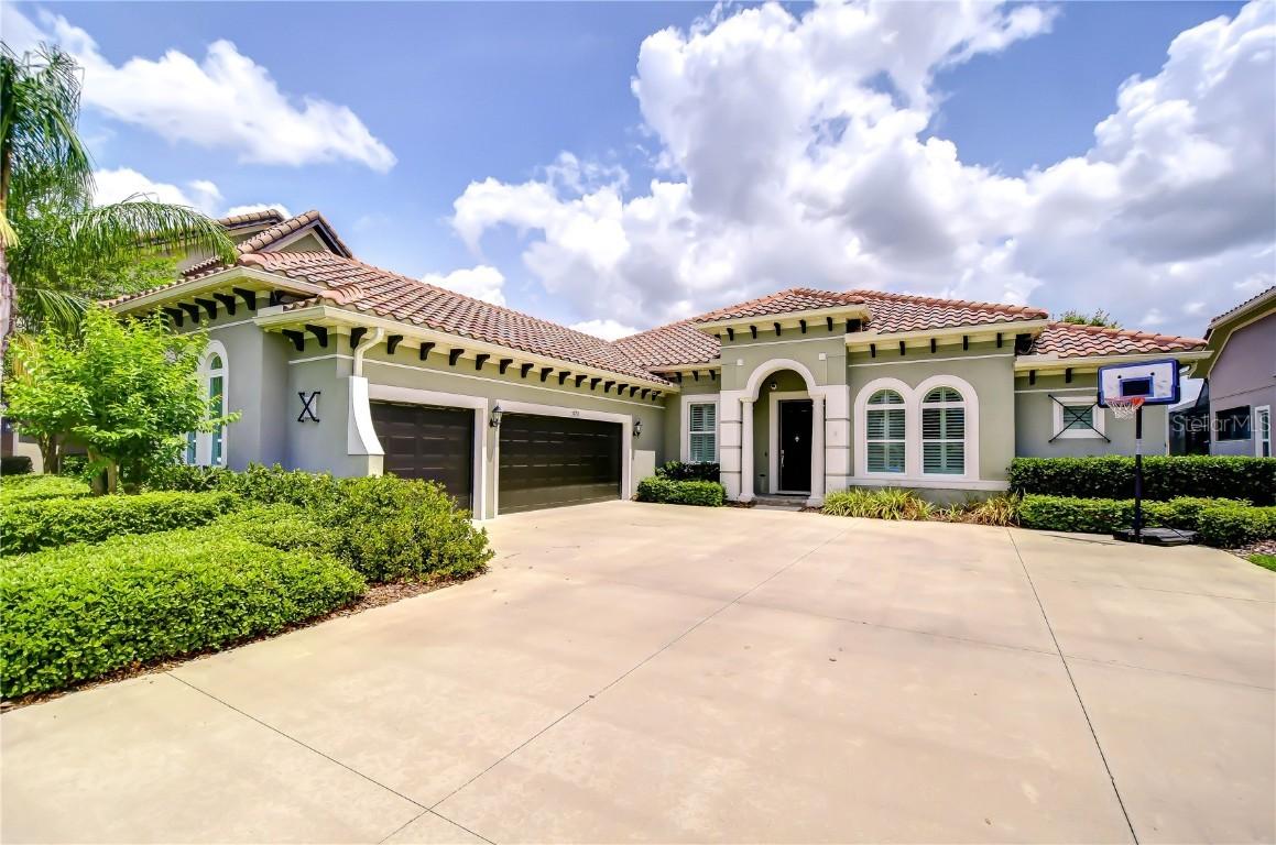 5728 Watercolor Dr., Lithia, FL 33547