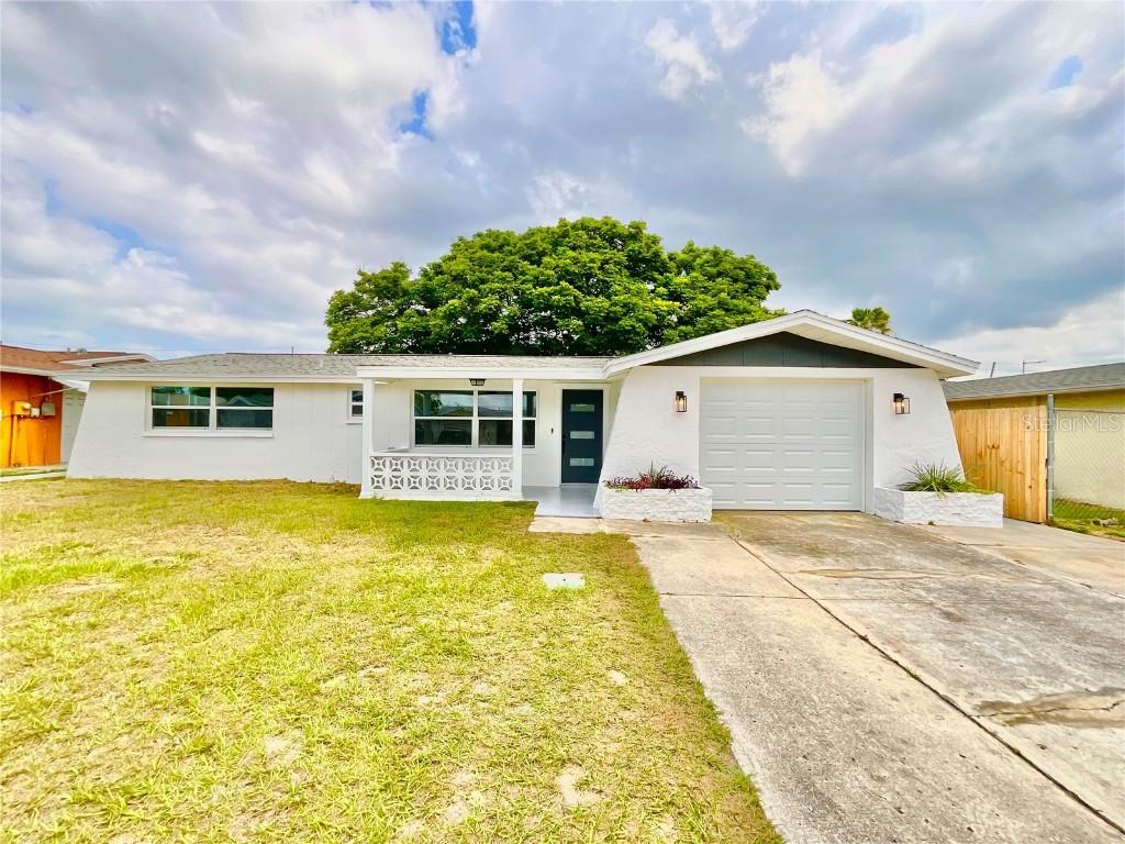 5703 Andrea Dr., Holiday, FL 34690