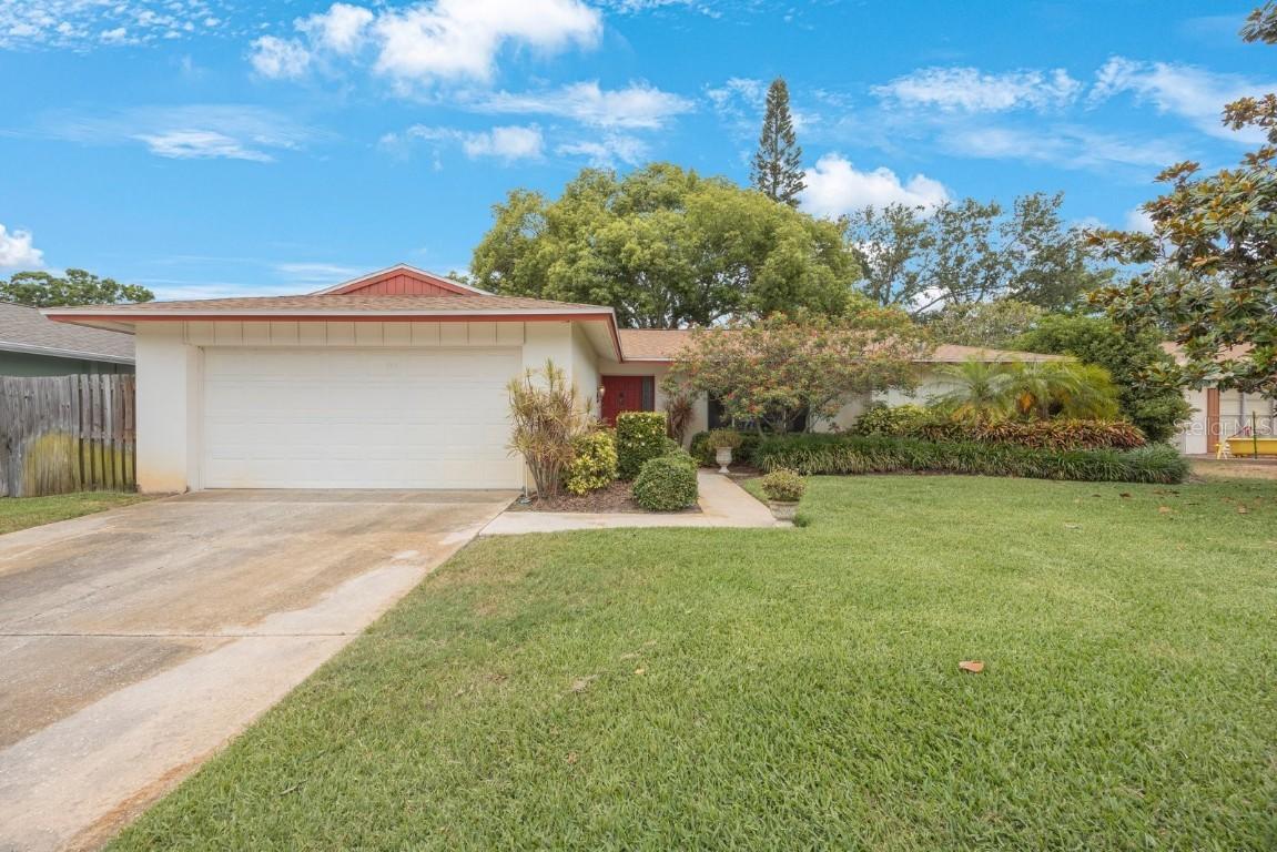 13563 Cordova Dr., Largo, FL 33774