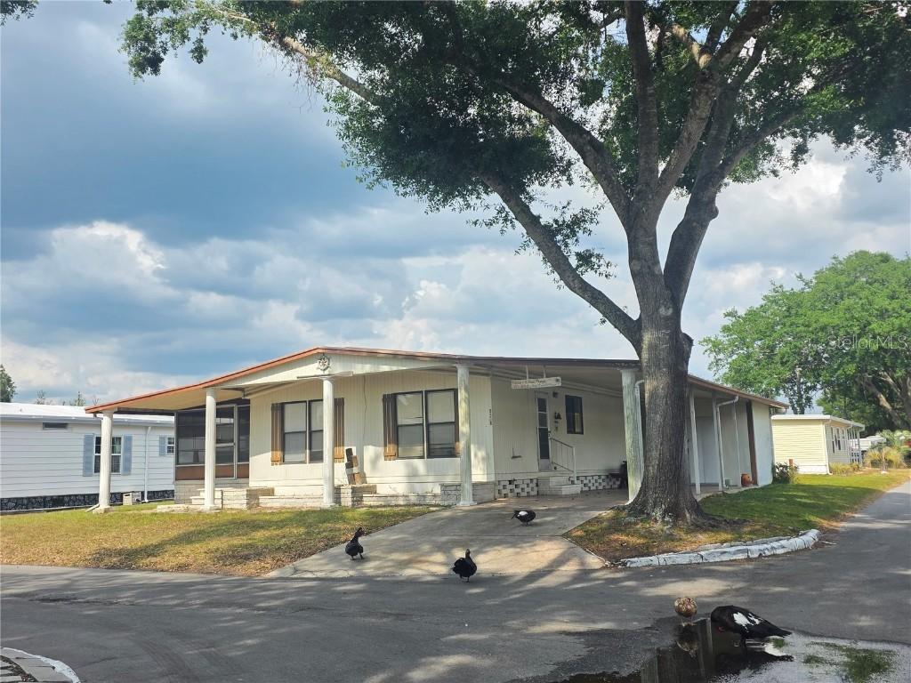 6306 Waterfront Ln., Zephyrhills, FL 33542