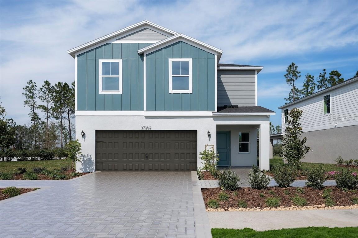 37114 Sagemoor Dr., Zephyrhills, FL 33541