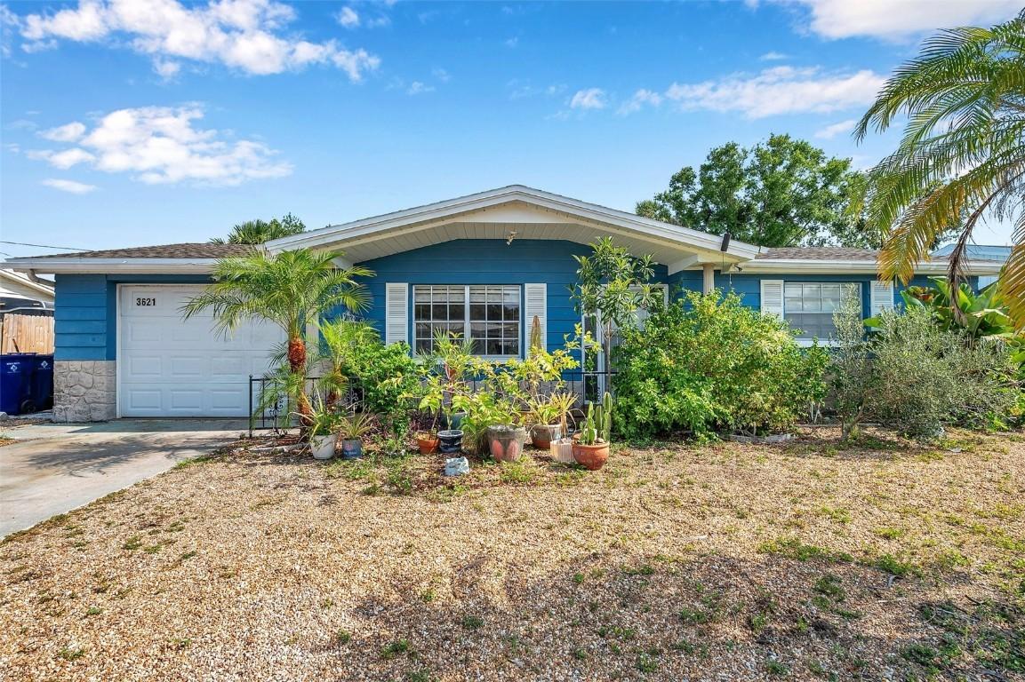 3621 Beacon Square Dr., Holiday, FL 34691