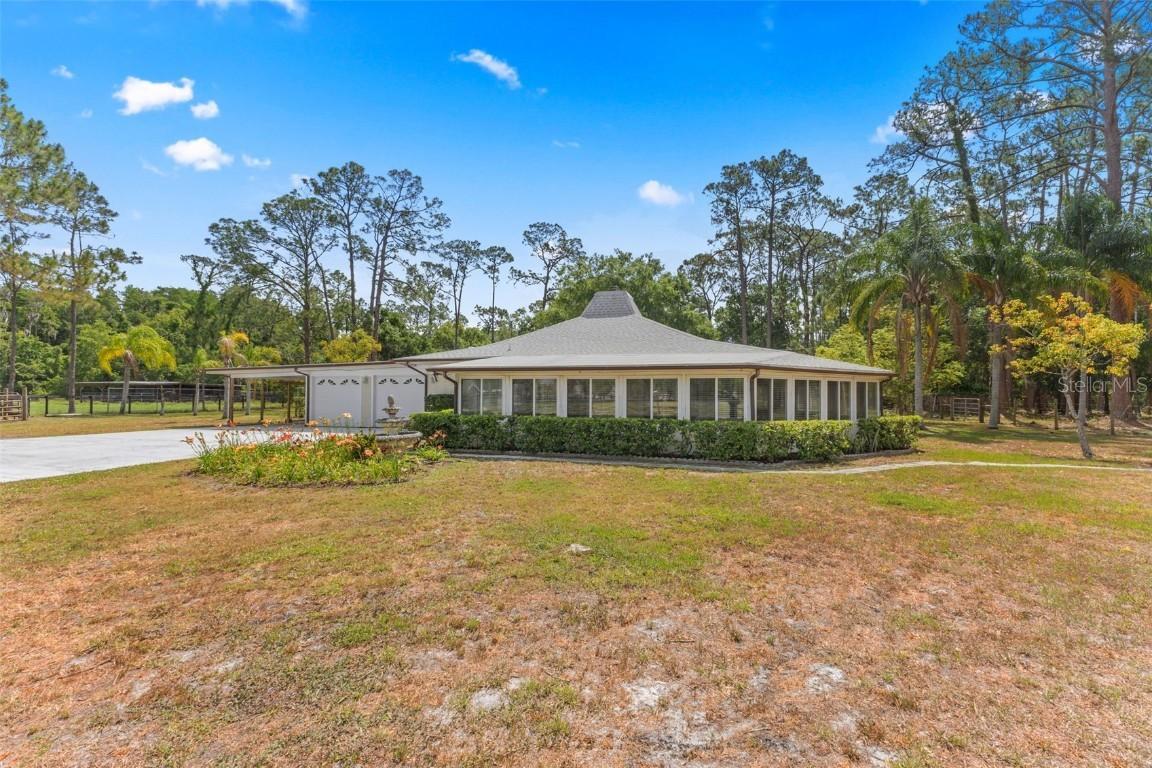 495 Appaloosa Rd., Tarpon Springs, FL 34688