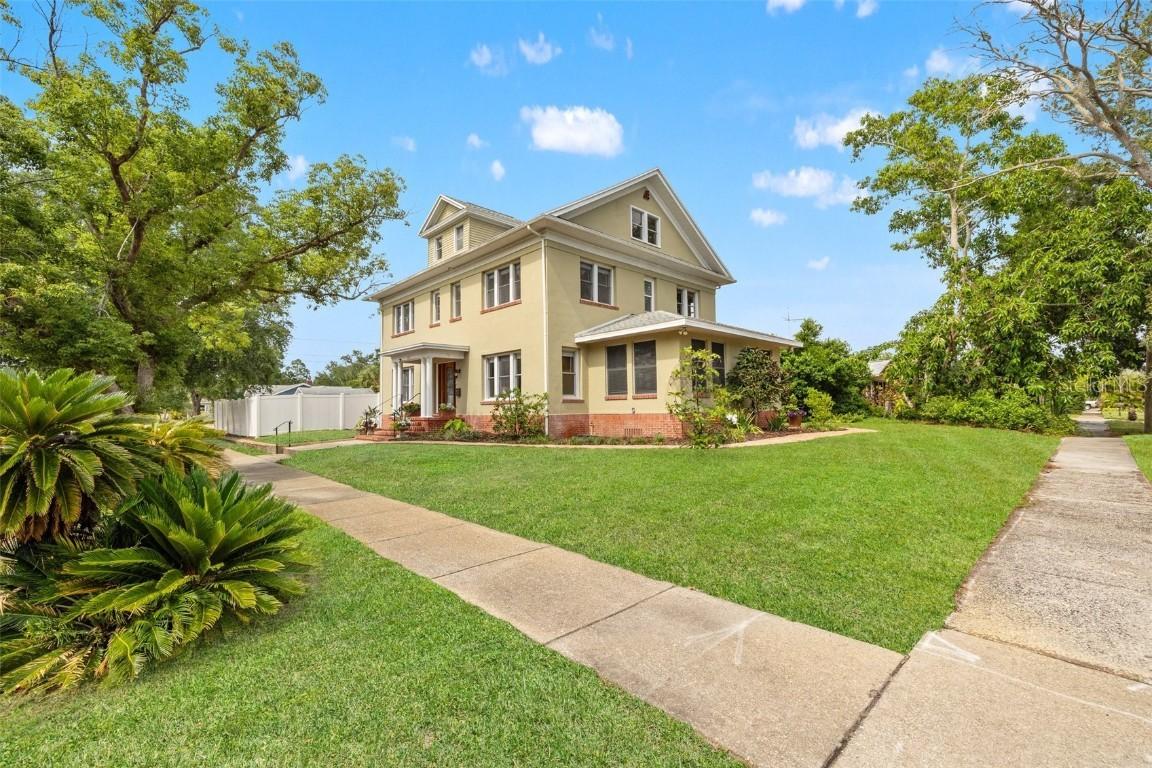 241 72nd St., St Petersburg, FL 33710
