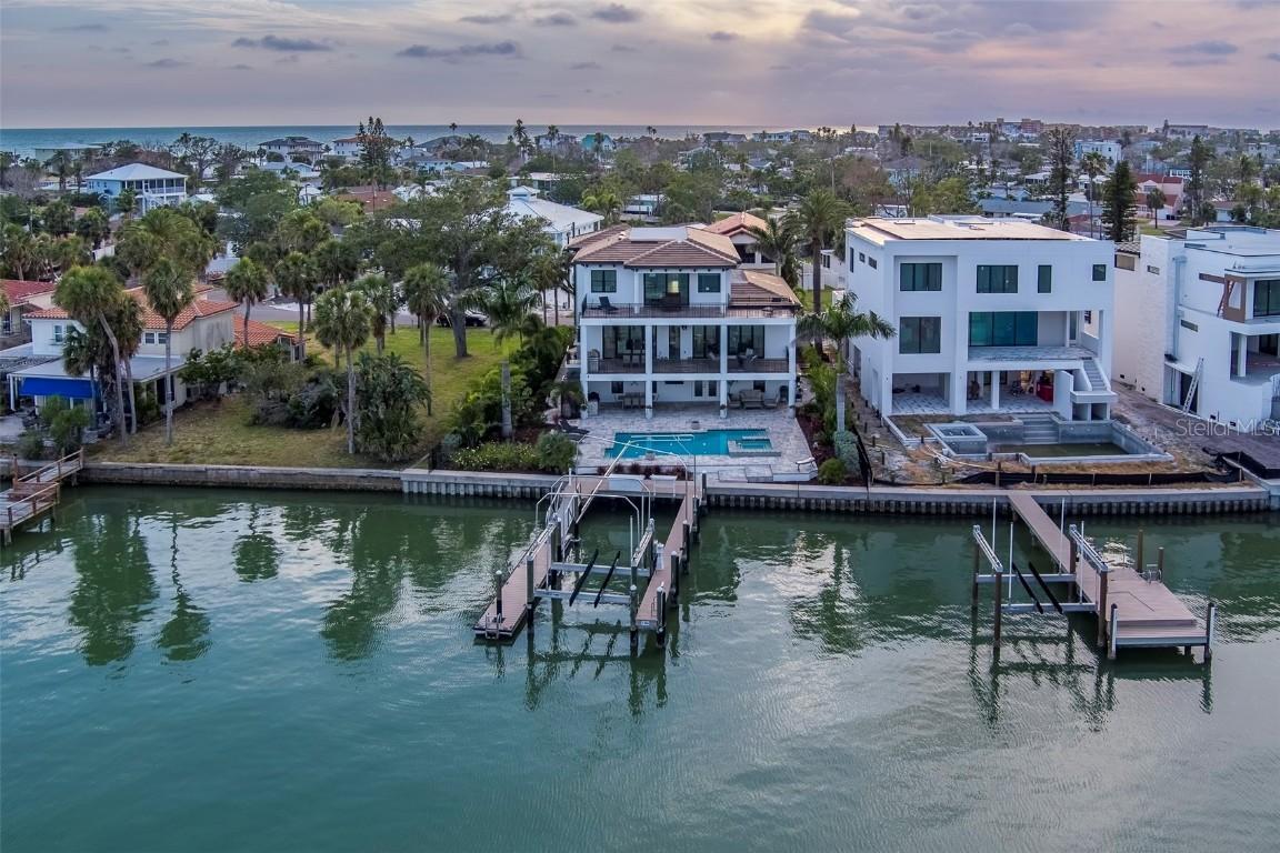 15805 Redington Dr., Redington Beach, FL 33708