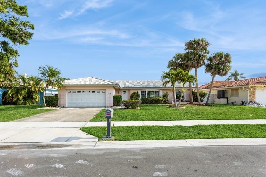 2146 Waterside Dr., Clearwater, FL 33764