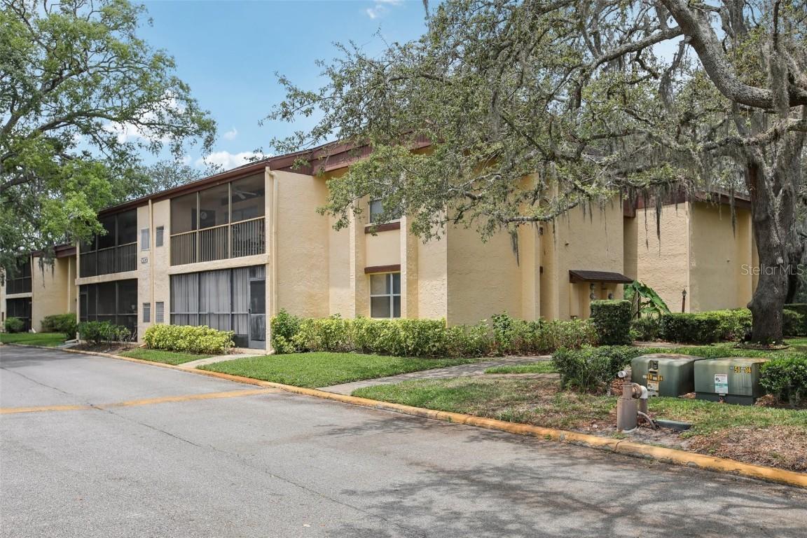 14107 Mossy Glen Ln. #203, Tampa, FL 33613