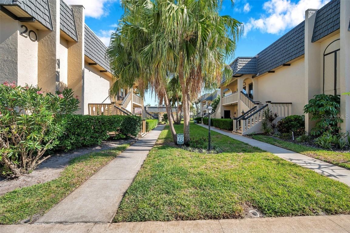 2003 Cordova Green, Seminole, FL 33777