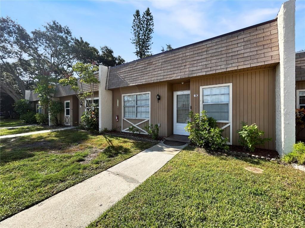 11511 113th St. #5C, Largo, FL 33778