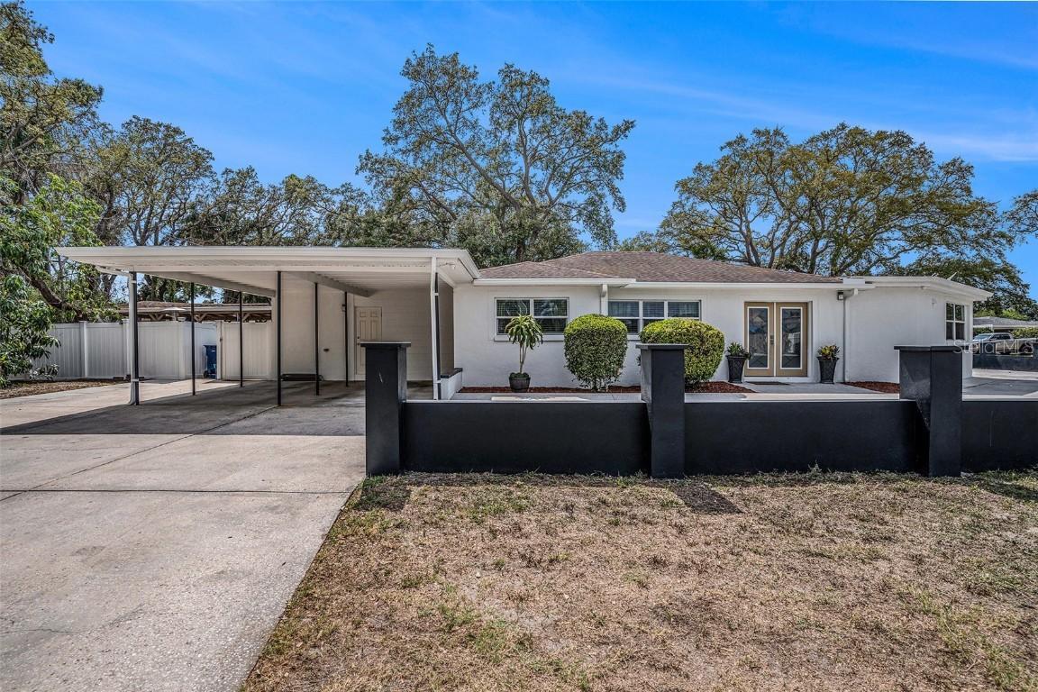 202 W Azalea Ave., Tampa, FL 33612