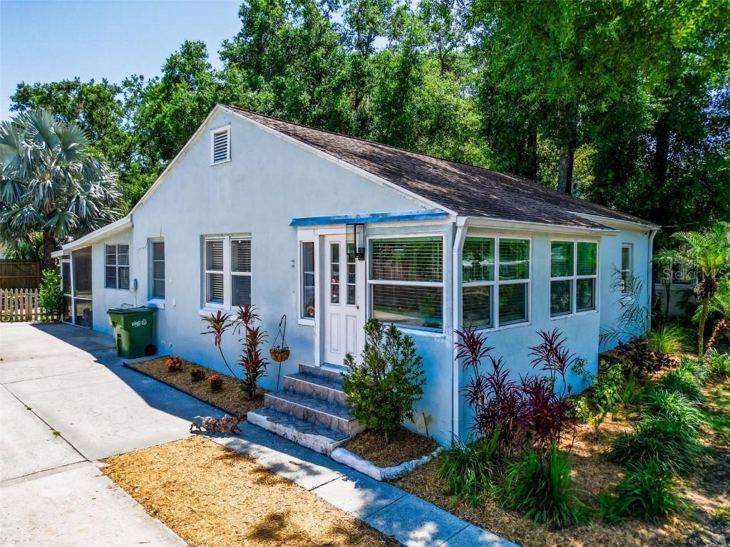 1221 E Hamilton Ave., Tampa, FL 33604