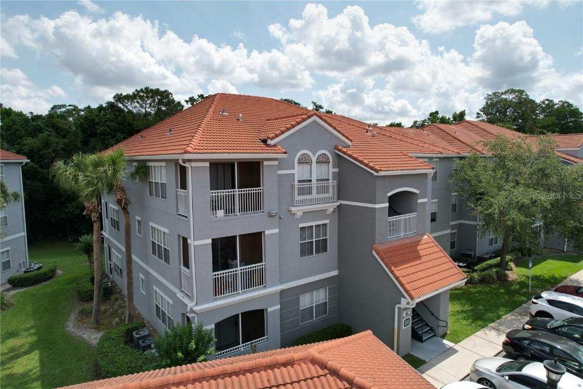 18001 Richmond Place Dr. #330, Tampa, FL 33647