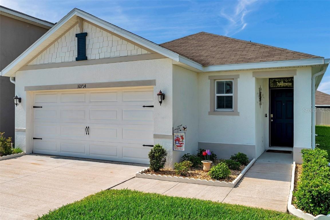 32714 Brooks Hawk Ln., Wesley Chapel, FL 33543