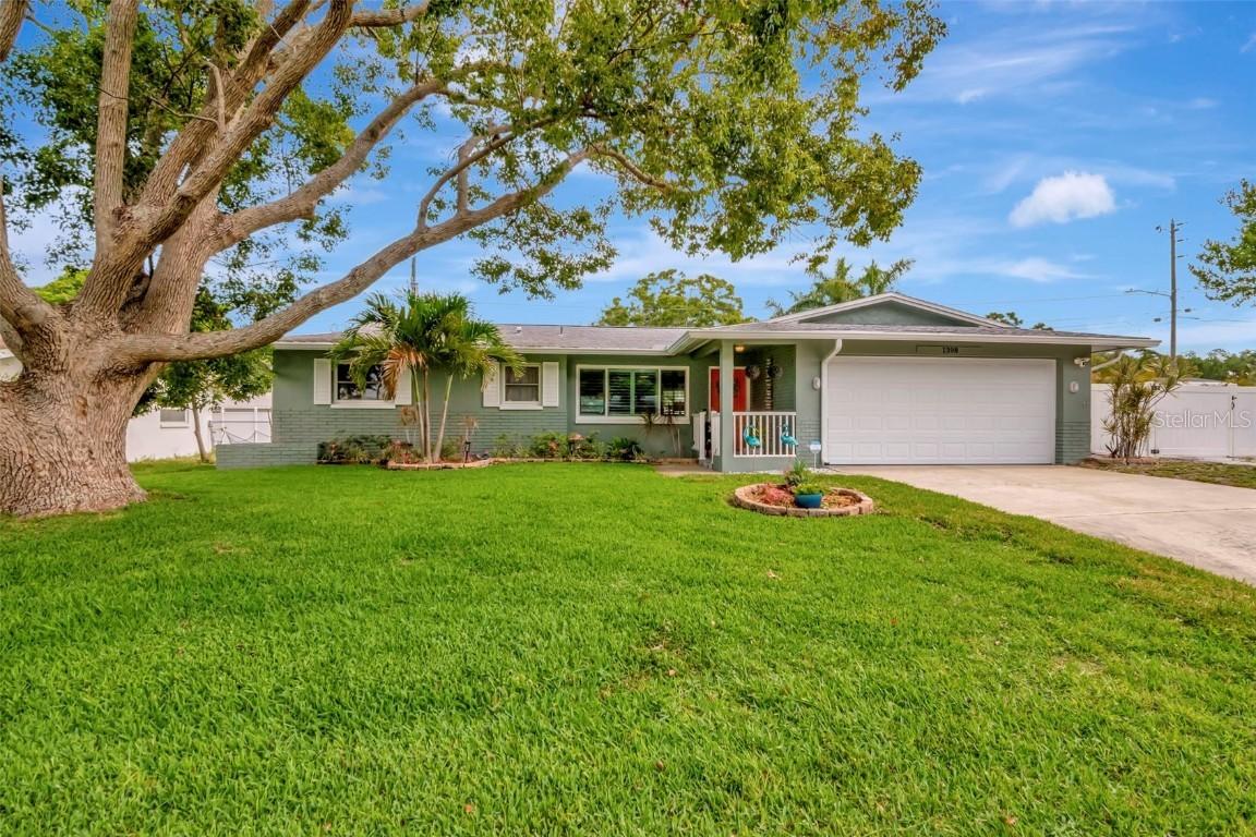 1398 Lemon St., Clearwater, FL 33756