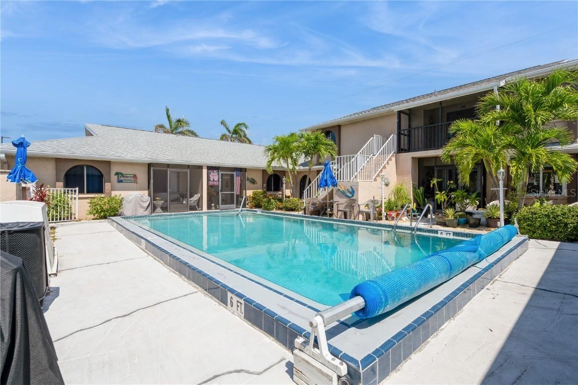 527 Cape Coral Pkwy. #4, Cape Coral, FL 33914