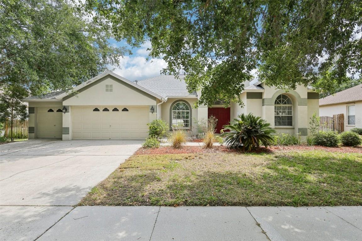 9422 Clover Glen Dr., Riverview, FL 33569
