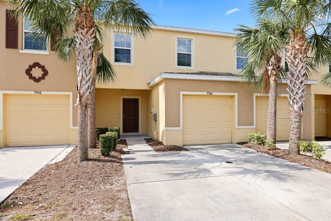 9960 Hound Chase Dr., Gibsonton, FL 33534