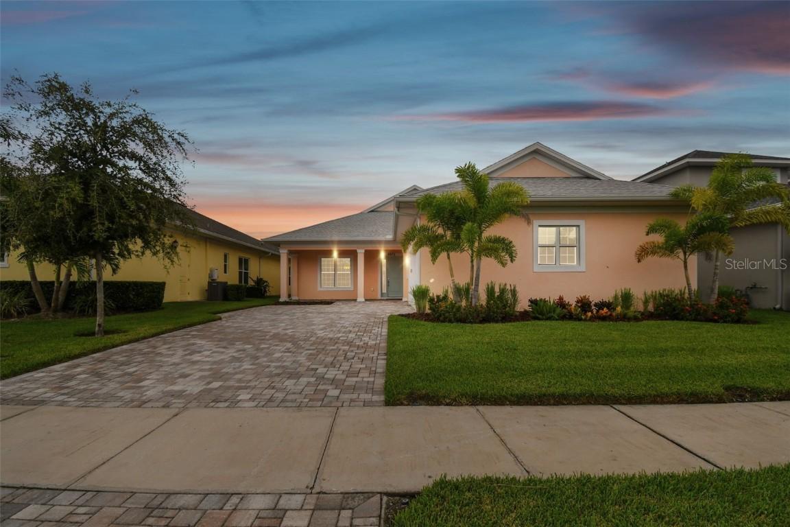 2973 Breezy Meadows Dr., Clearwater, FL 33760