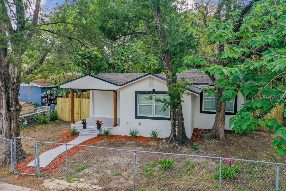 8704 N Brooks St., Tampa, FL 33604