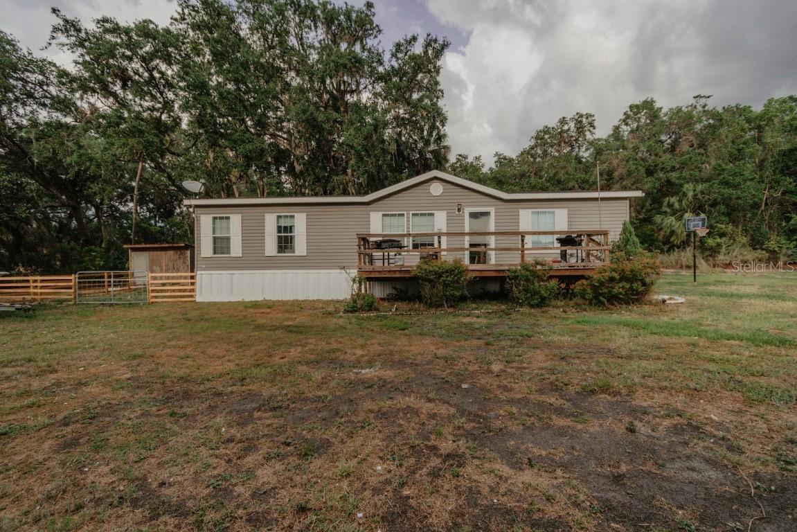 1928 Holloman Rd., Plant City, FL 33567