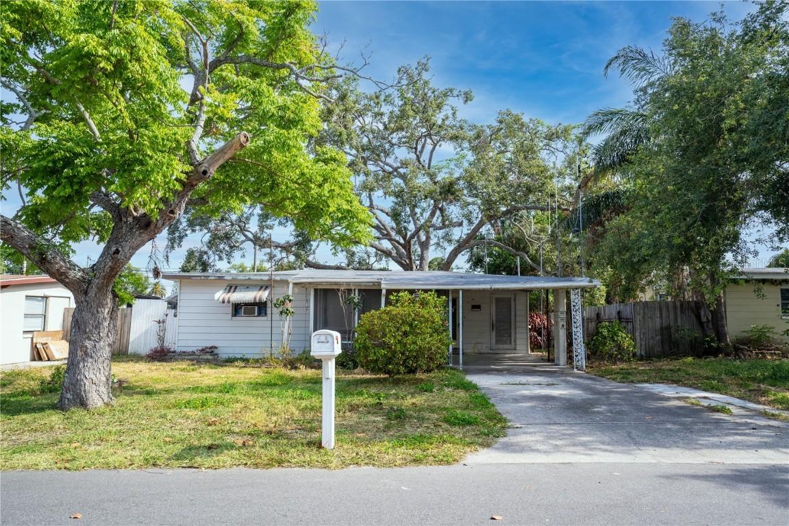 10570 114th Ter., Largo, FL 33773