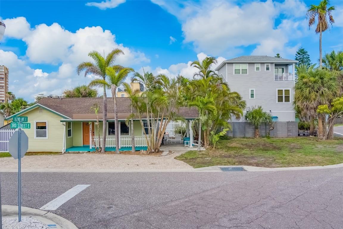18198 3rd St., Redington Shores, FL 33708