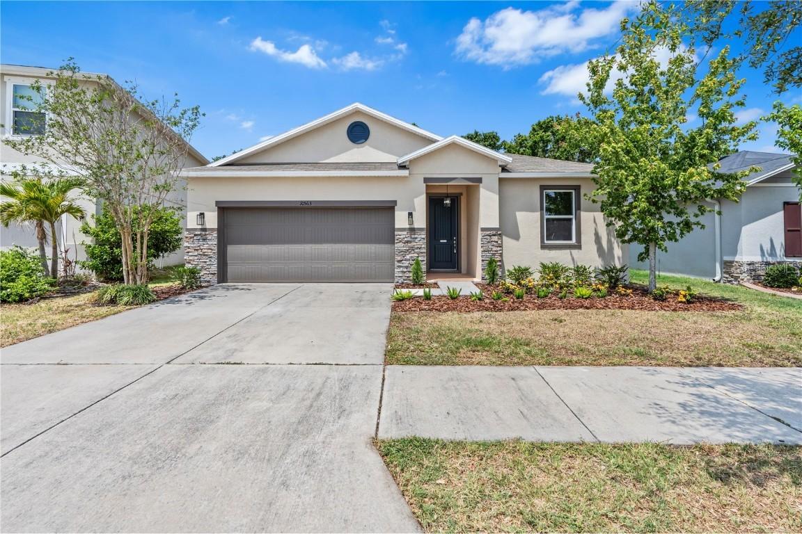10563 Laguna Plains Dr., Riverview, FL 33578
