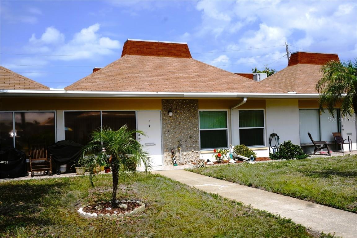 4345 Tahitian Gardens Cir. #C, Holiday, FL 34691