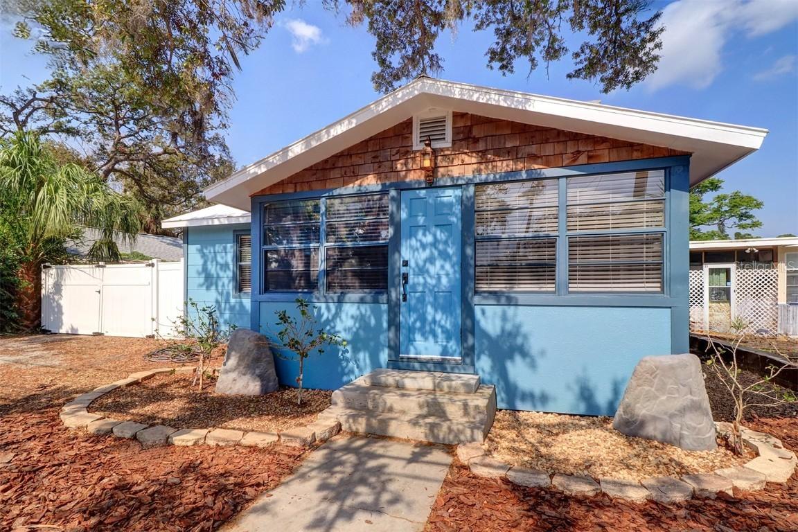 520 4th St., Largo, FL 33770