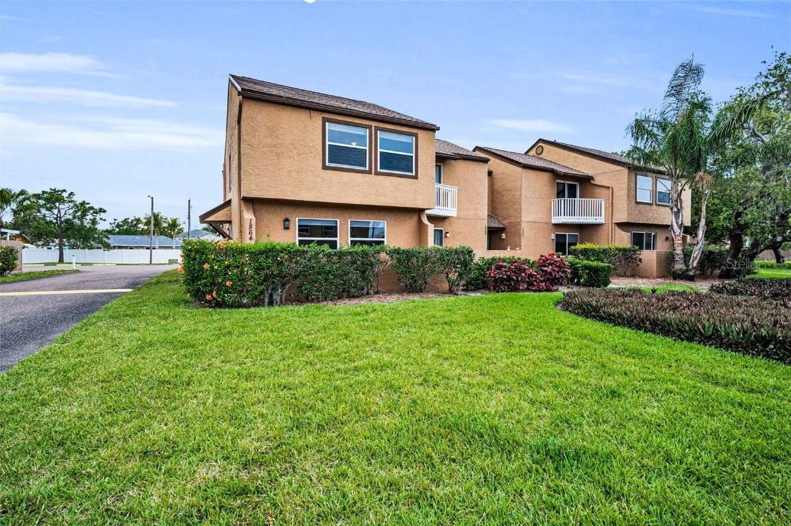 1864 Clearbrooke Dr., Clearwater, FL 33760