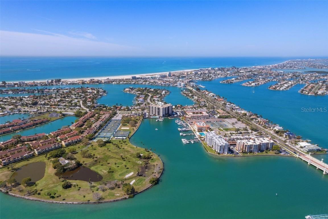 10355 Paradise Blvd. #412, Treasure Island, FL 33706