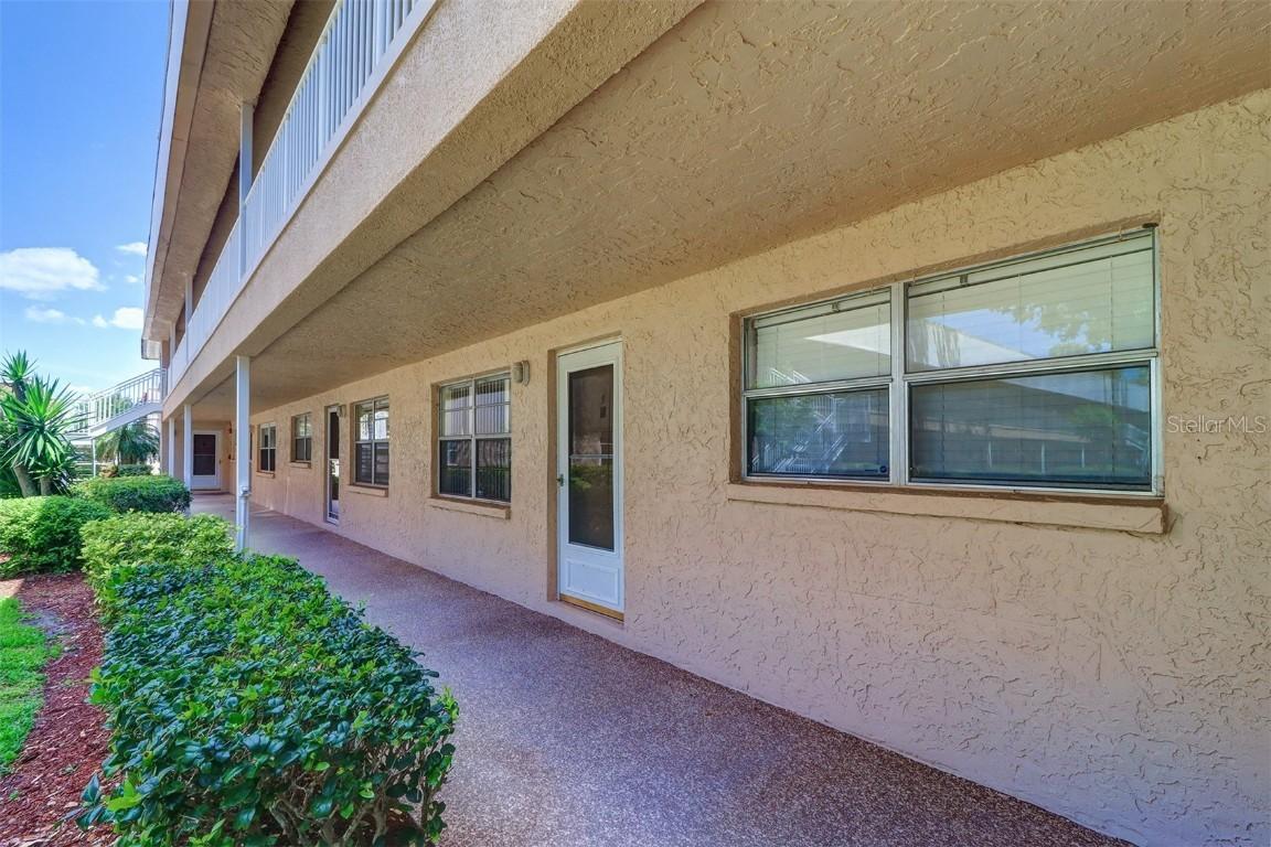 10037 62nd Ter. #9, St Petersburg, FL 33708