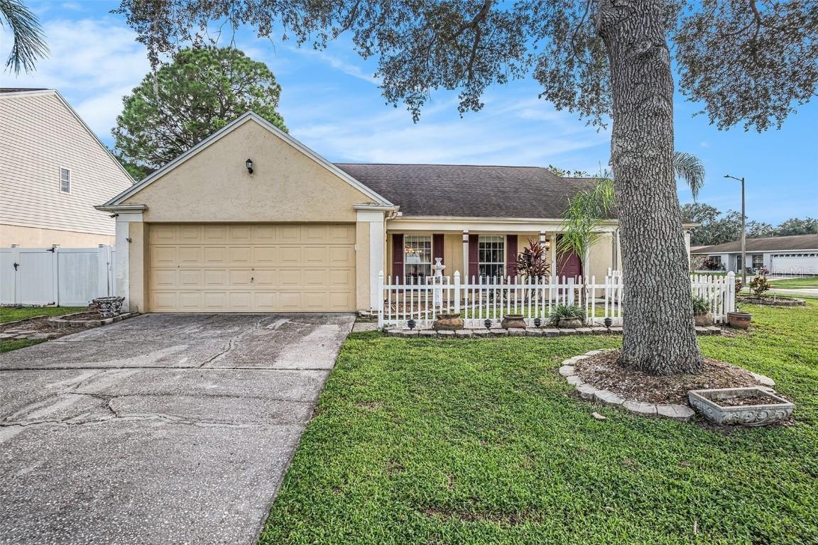 16201 Country Crossing Dr., Tampa, FL 33624