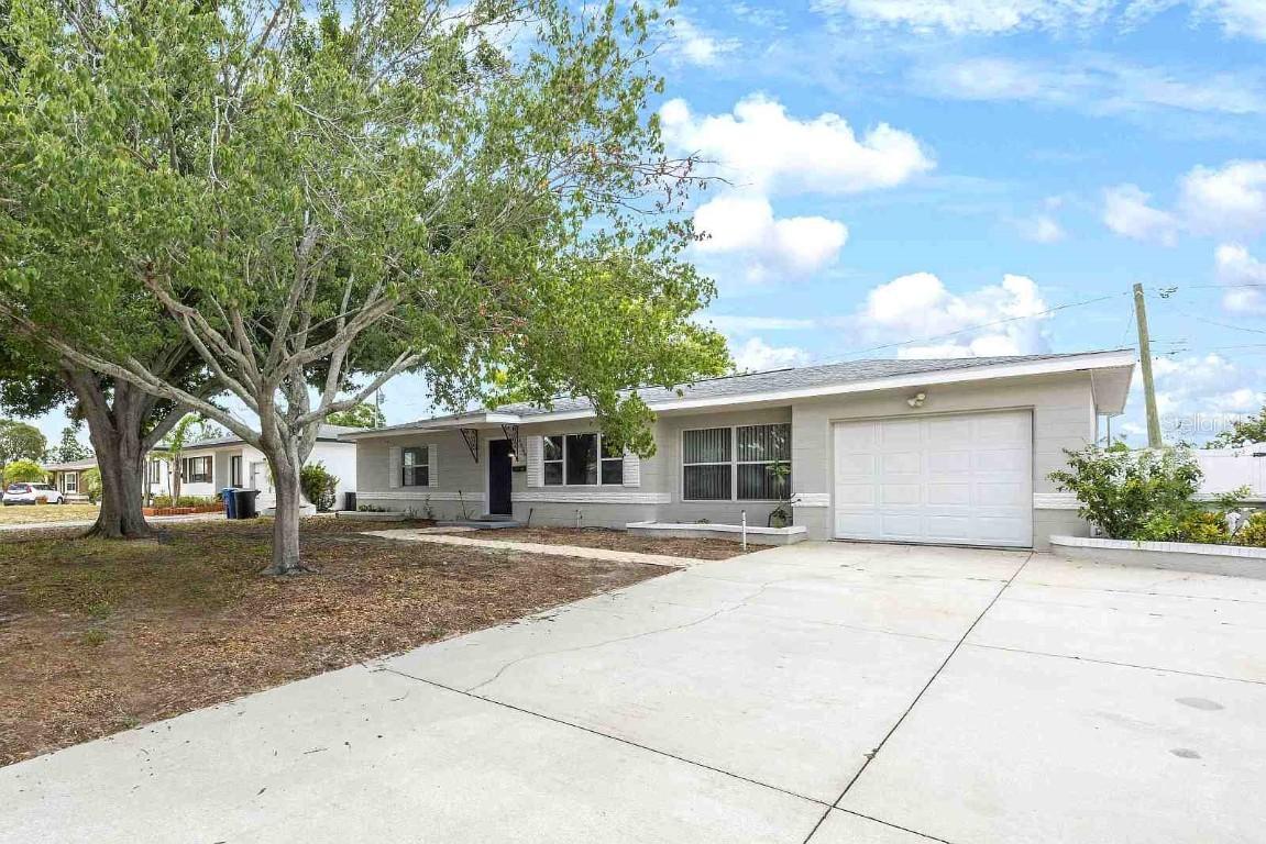 4558 23rd Ave., St Petersburg, FL 33713