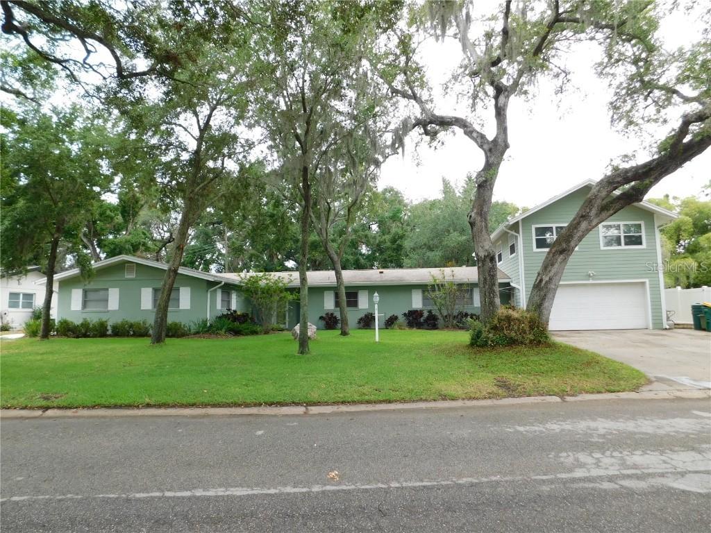 888 Forest Glen Rd., Clearwater, FL 33765