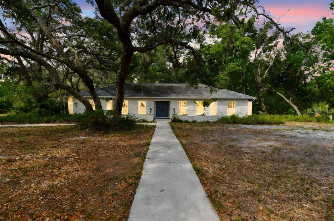 103 Hickory Creek Blvd., Brandon, FL 33511