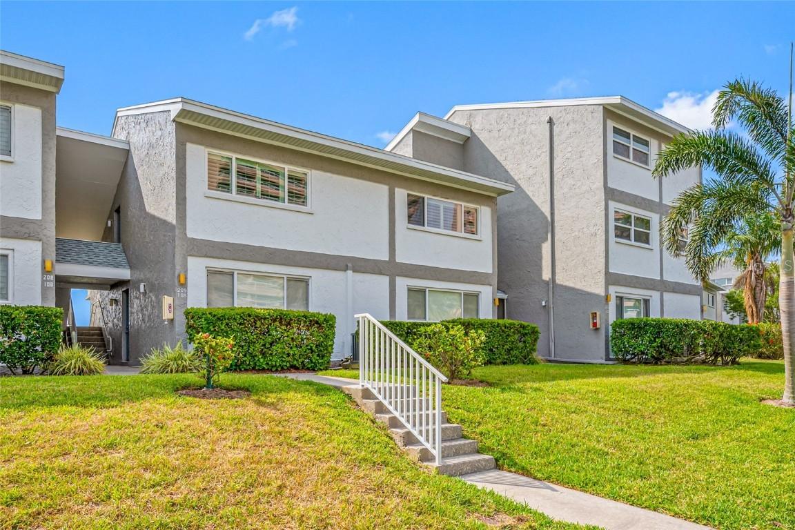 1351 Gulf Blvd. #209, Clearwater Beach, FL 33767