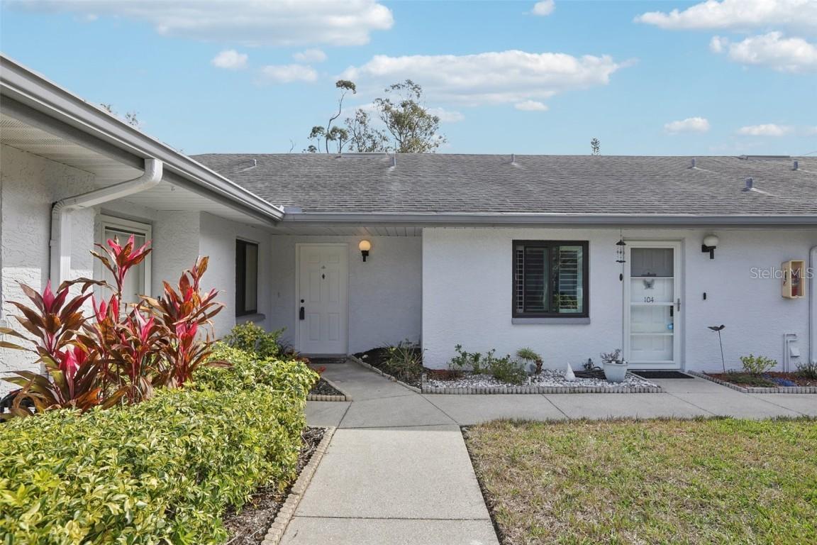 2725 Countryside Blvd. #103, Clearwater, FL 33761