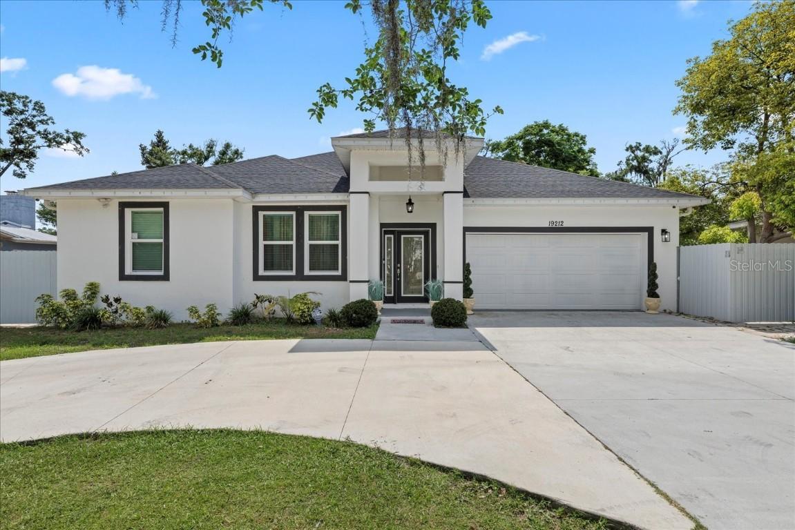 19212 Sunlake Blvd., Lutz, FL 33558