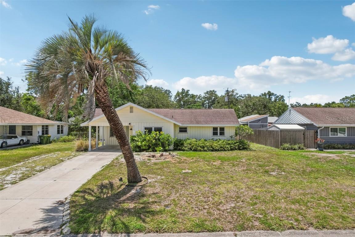 2626 Cheryle Ln., Sarasota, FL 34237