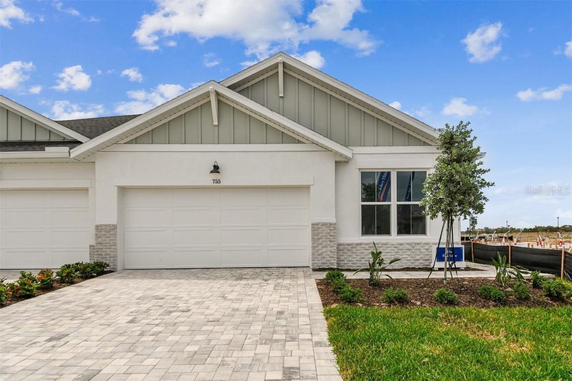 755 Maldives Tr., Sarasota, FL 34234