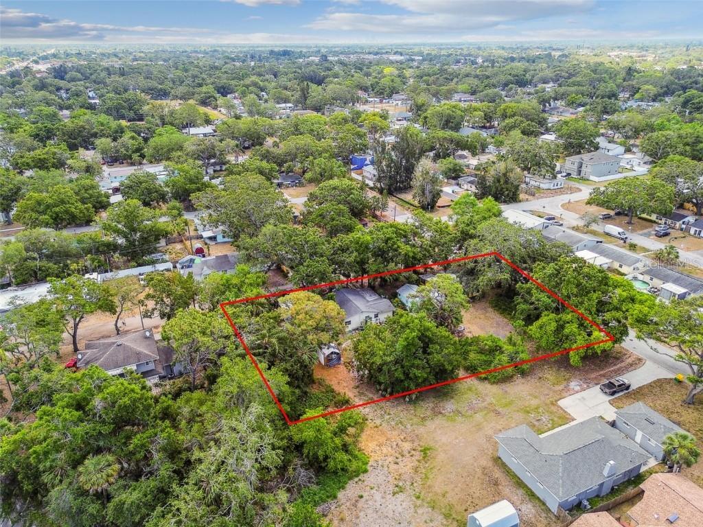 5232 72nd Way, St Petersburg, FL 33709