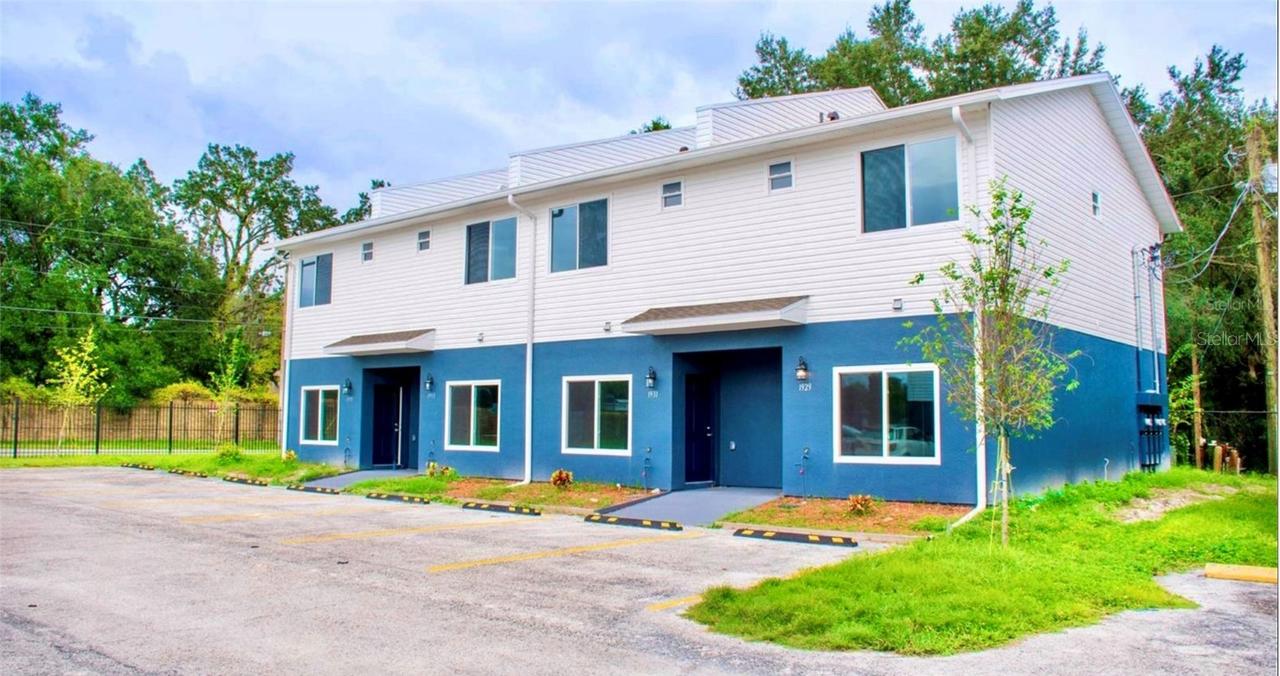 1933 Oxnard Ct., Tampa, FL 33612